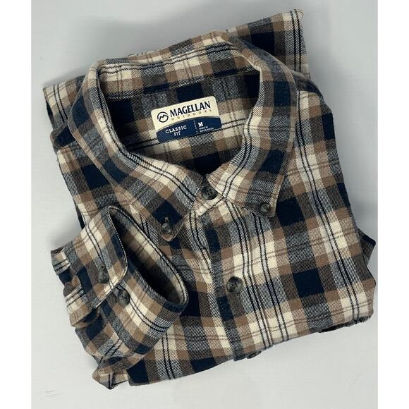 Magellan Outdoors Flannel Long Sleeve Button Down Men's Shirt size M - Picture 1 of 14